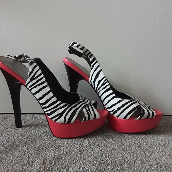 Shoes - Picture 1 of 1